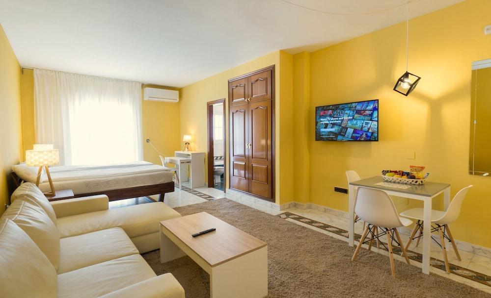Alhaurín el Grande Hotel La Palmera מראה חיצוני תמונה