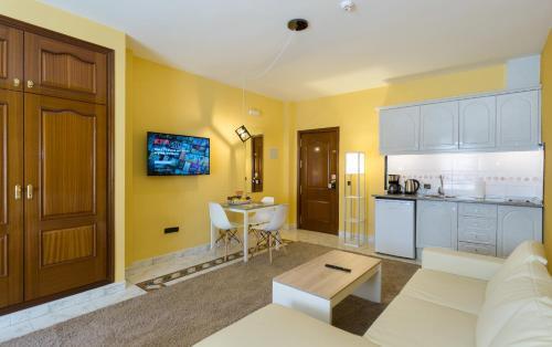 Alhaurín el Grande Hotel La Palmera מראה חיצוני תמונה